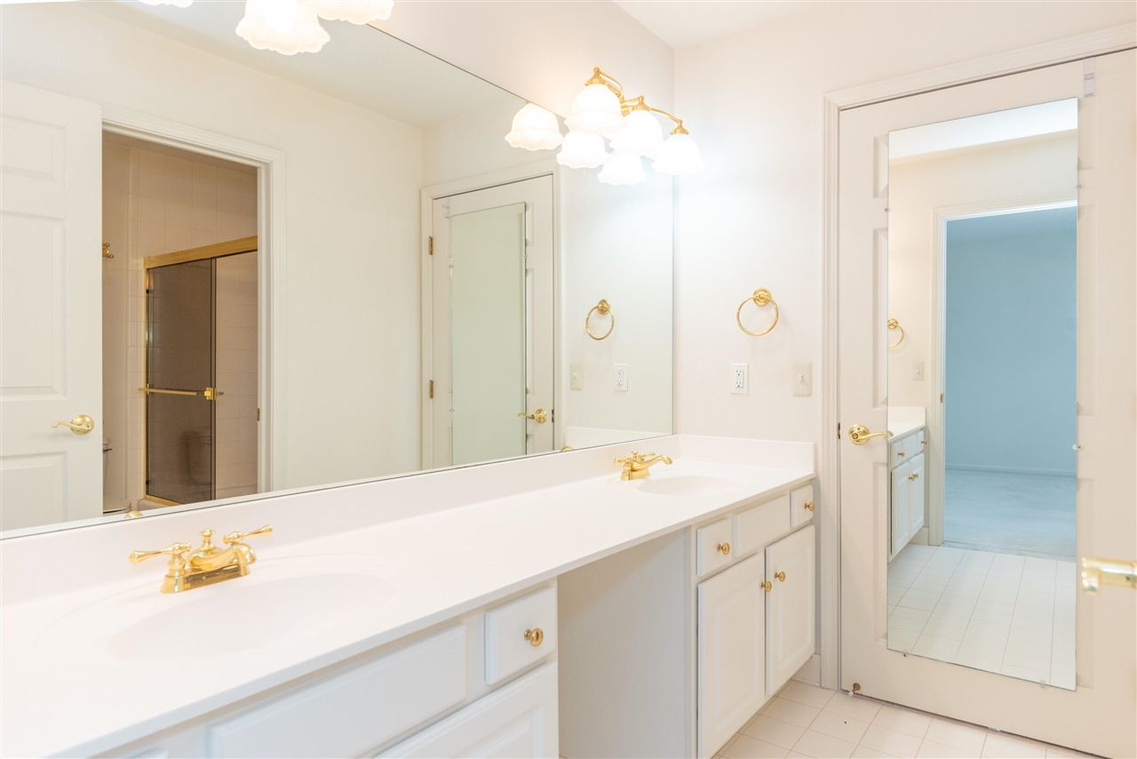 2427 Moors Court, Ann Arbor, MI, 48108-8615