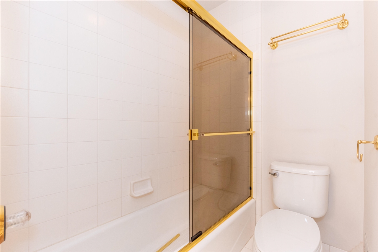 2427 Moors Court, Ann Arbor, MI, 48108-8615