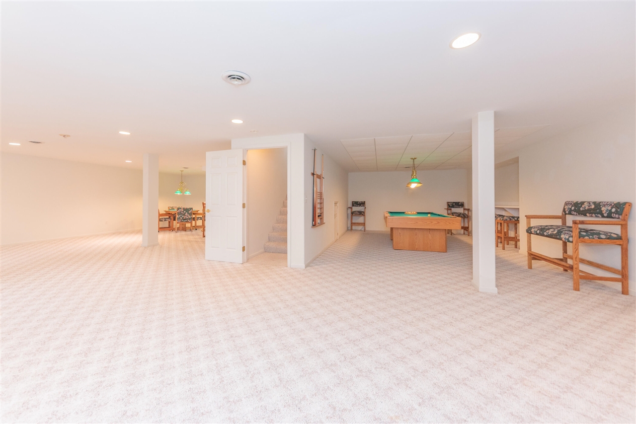 2427 Moors Court, Ann Arbor, MI, 48108-8615