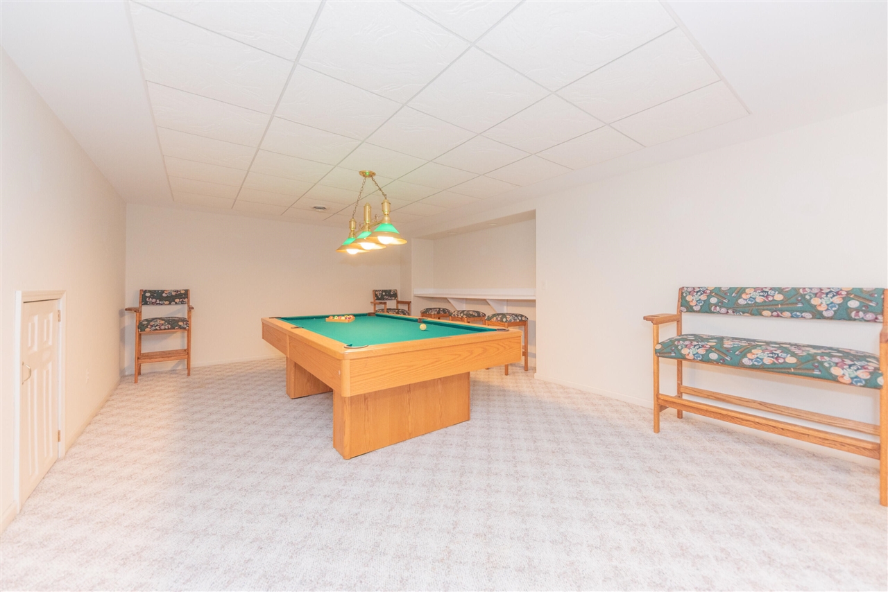 2427 Moors Court, Ann Arbor, MI, 48108-8615