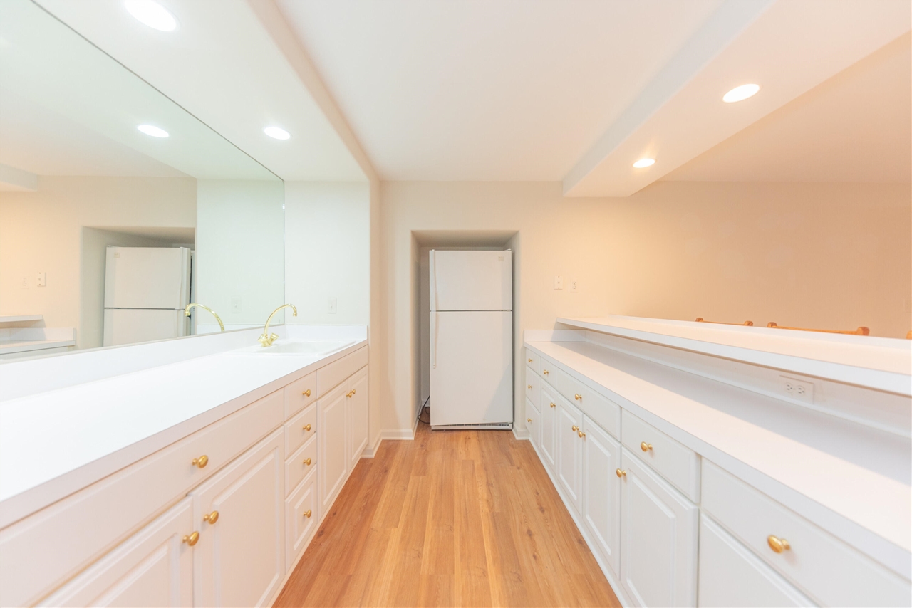 2427 Moors Court, Ann Arbor, MI, 48108-8615