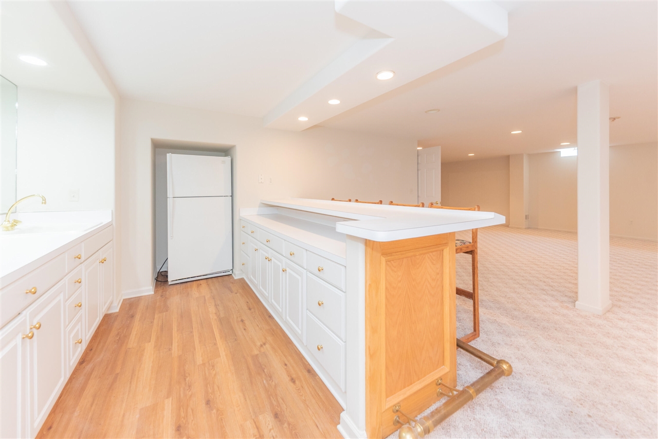 2427 Moors Court, Ann Arbor, MI, 48108-8615