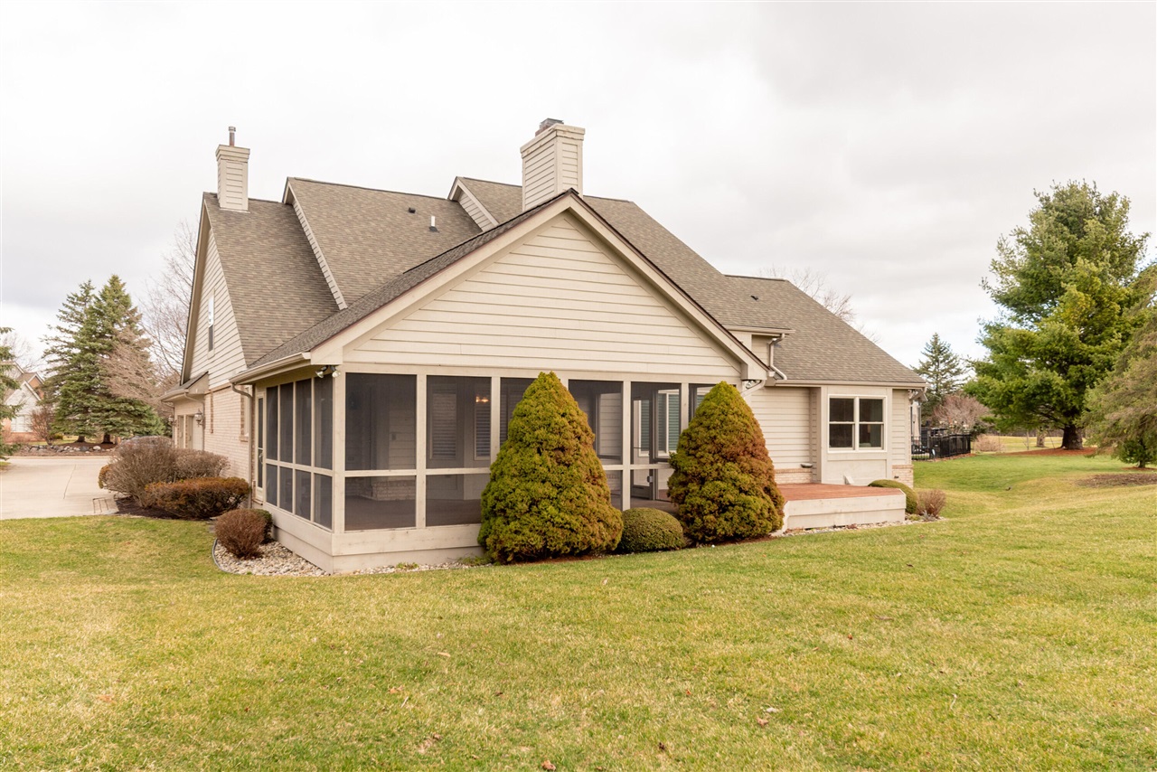 2427 Moors Court, Ann Arbor, MI, 48108-8615