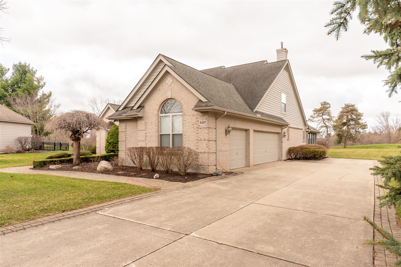 2427 Moors Court, Ann Arbor, MI, 48108-8615