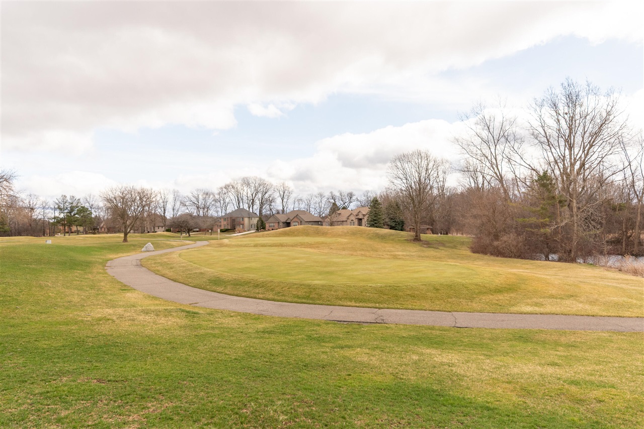 2427 Moors Court, Ann Arbor, MI, 48108-8615