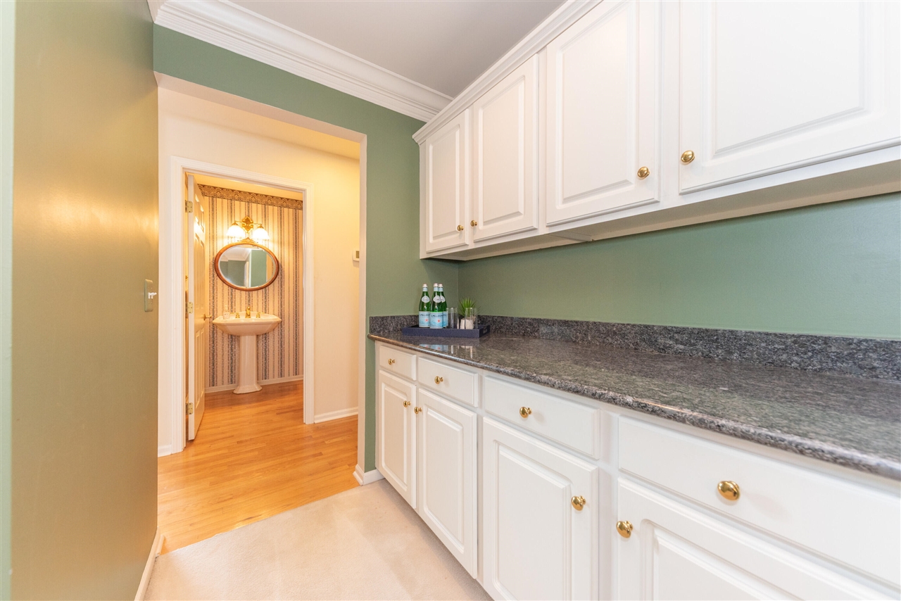 2427 Moors Court, Ann Arbor, MI, 48108-8615