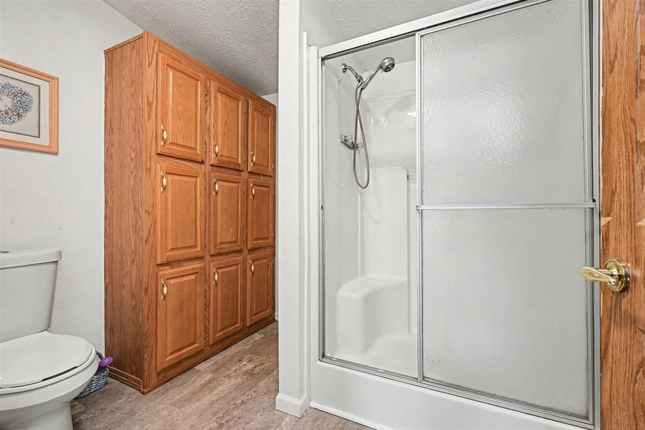 5552 Goldenrod Street, Kalamazoo, MI, 49009