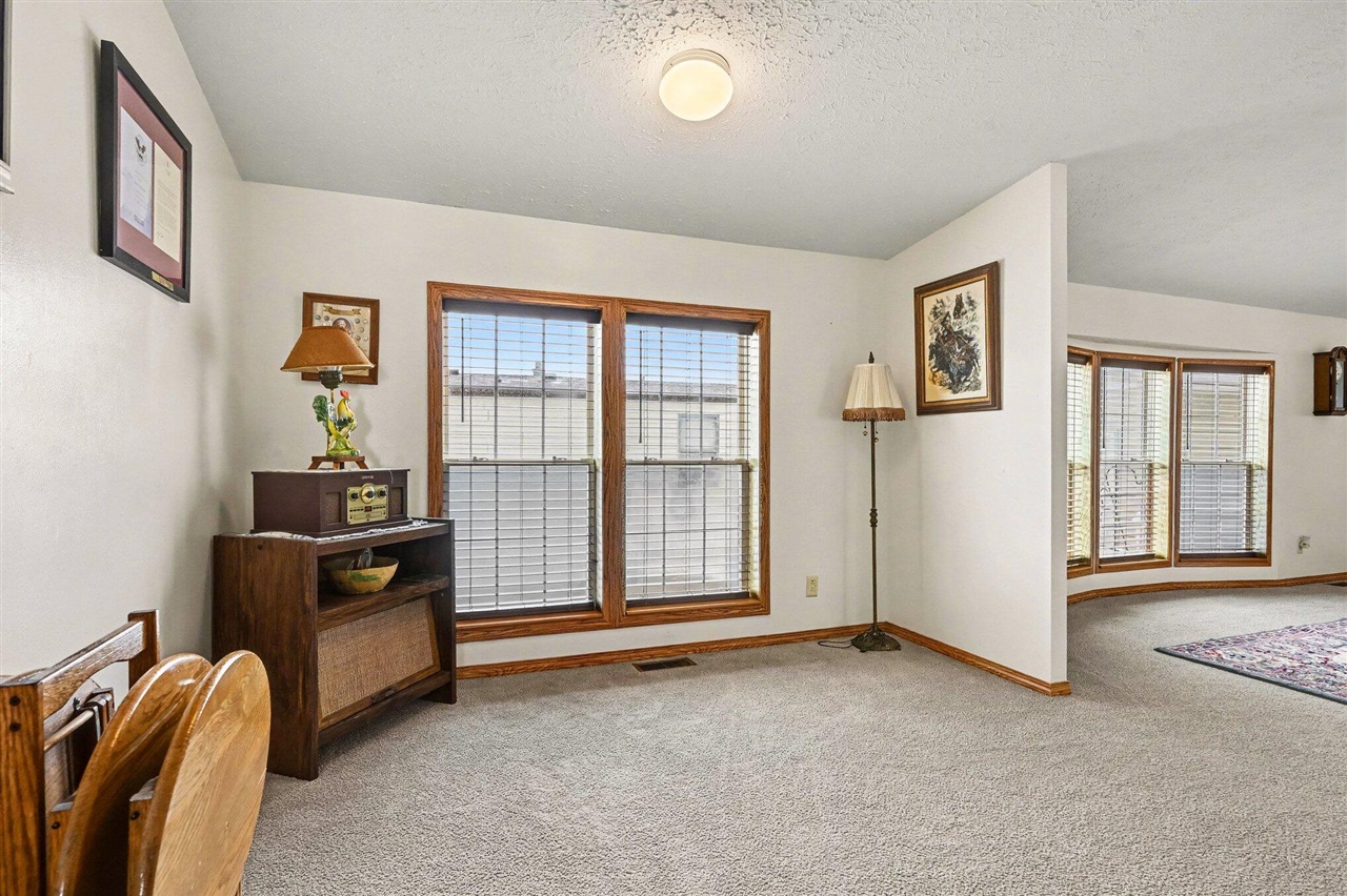 5552 Goldenrod Street, Kalamazoo, MI, 49009