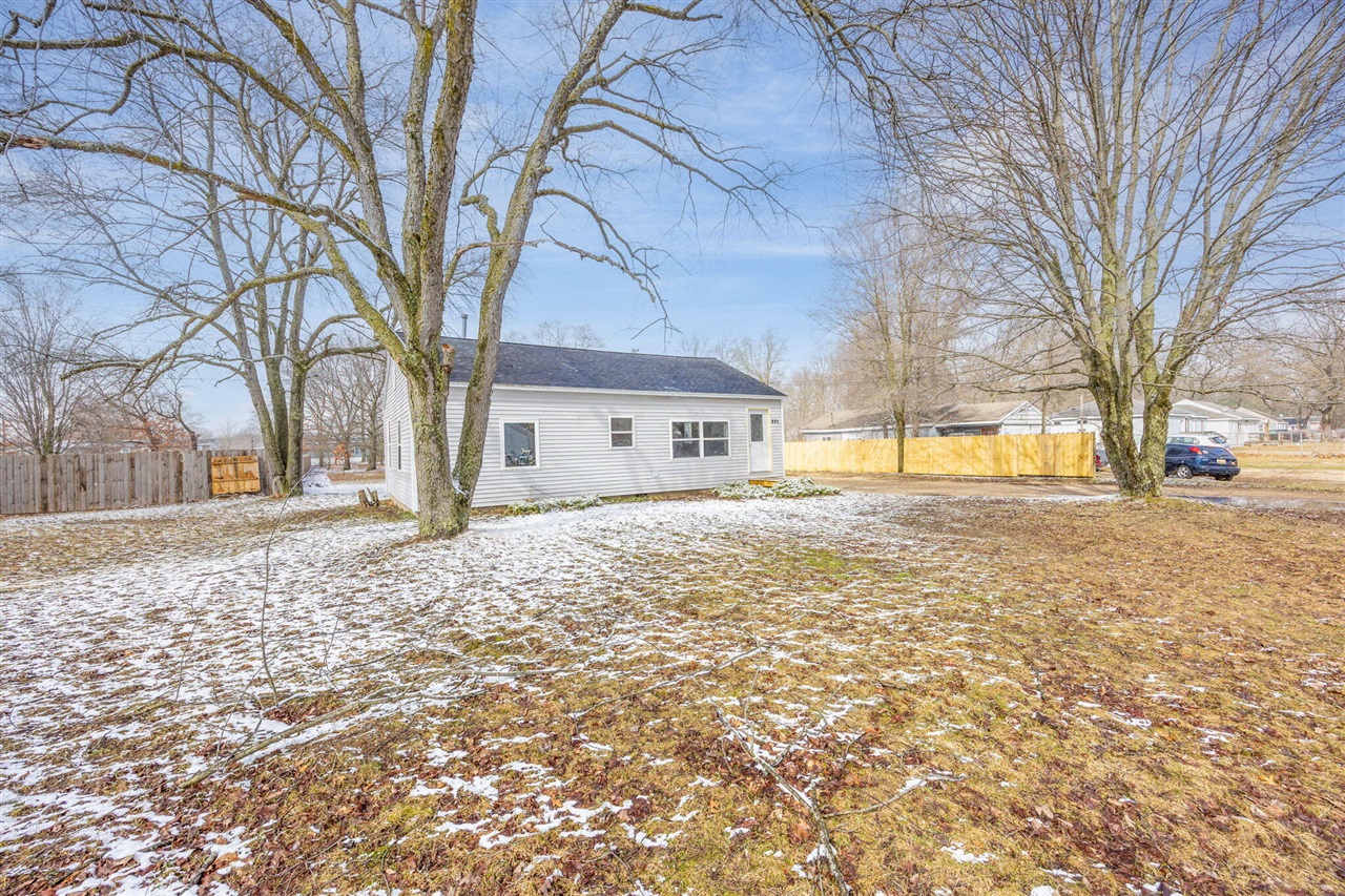 739 Chandler Street, Muskegon, MI, 49442-3011