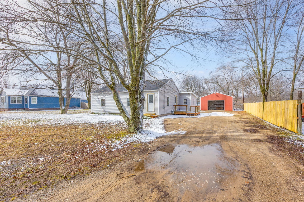 739 Chandler Street, Muskegon, MI, 49442-3011