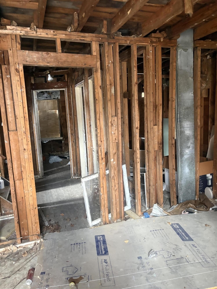 20137 Helen Street, Detroit, MI, 48234-3056