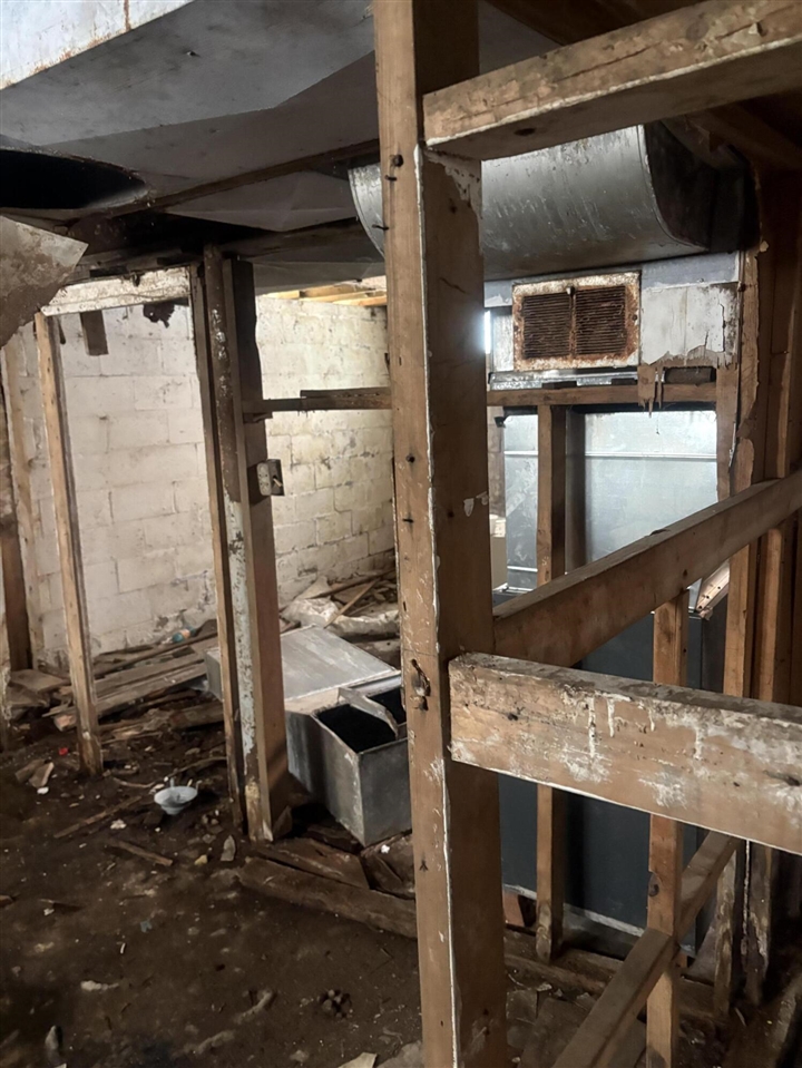 20137 Helen Street, Detroit, MI, 48234-3056