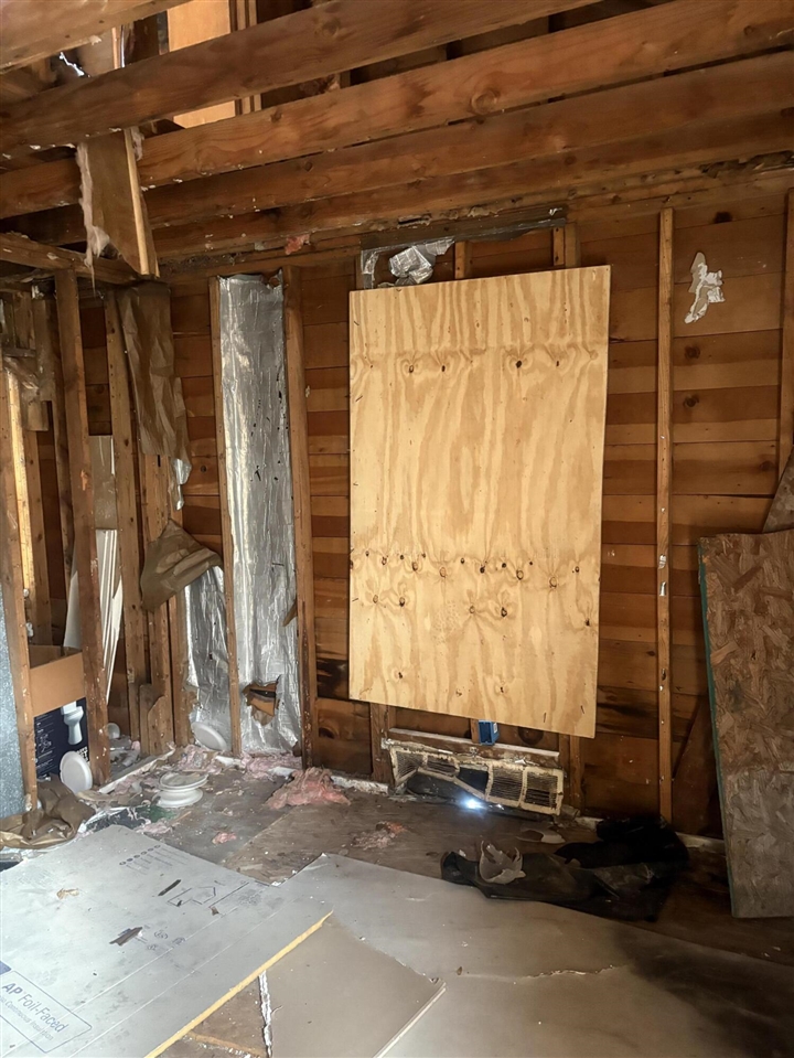 20137 Helen Street, Detroit, MI, 48234-3056