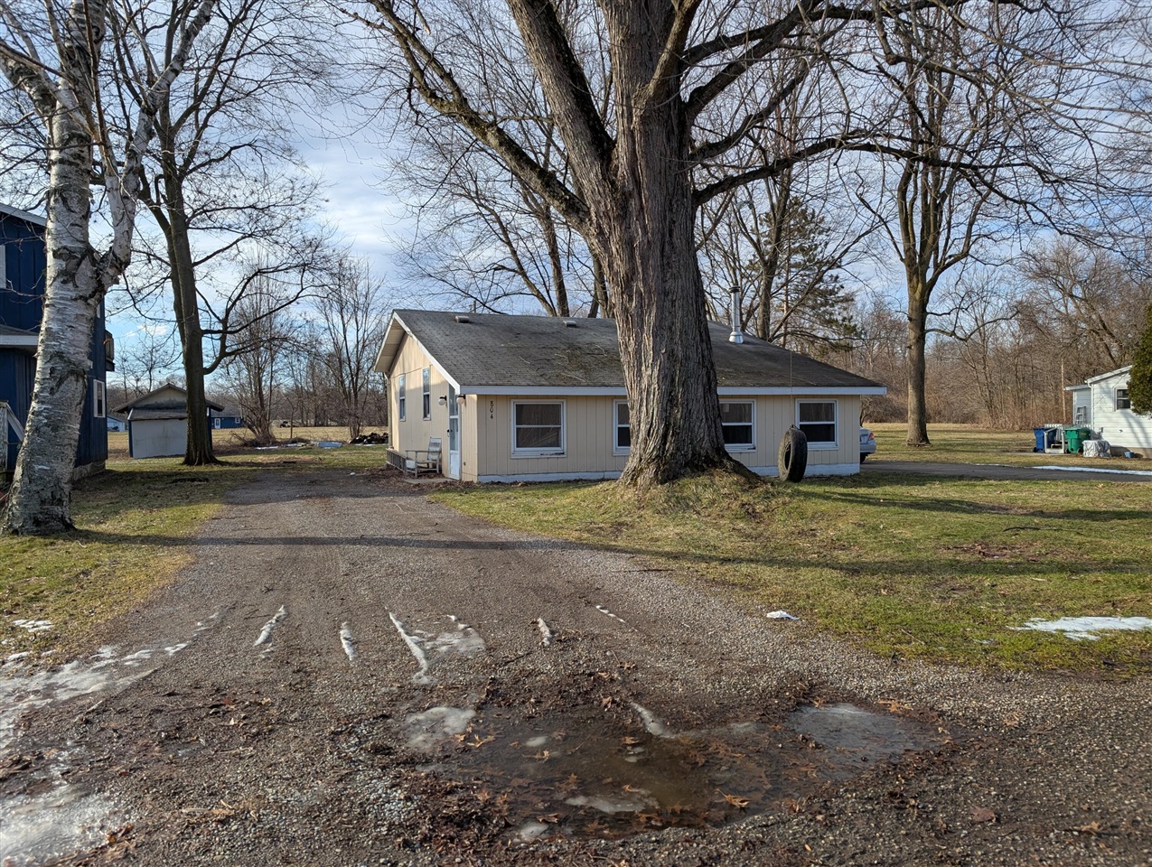 804 Sherman Lane, Cassopolis, MI, 49031-9737