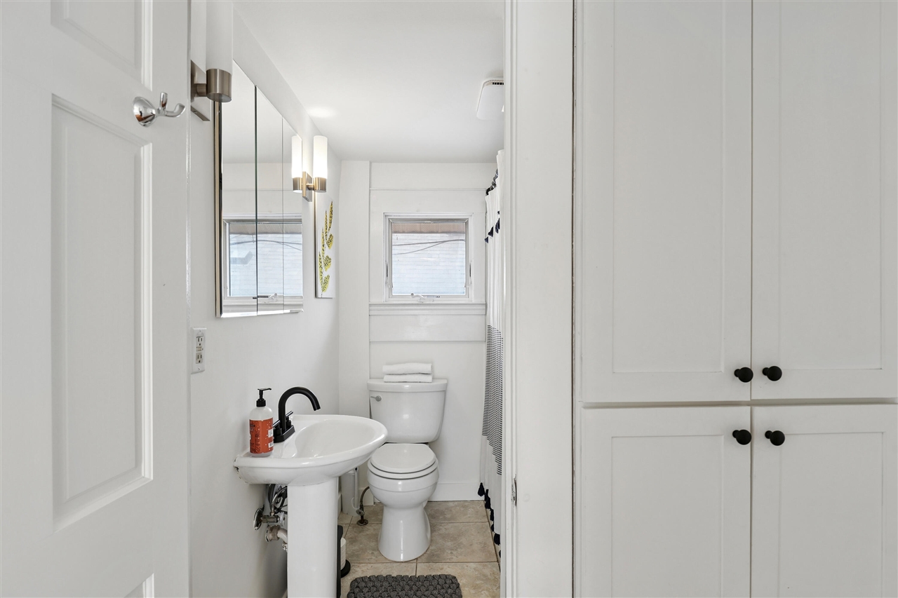 307 Mulholland Avenue, Ann Arbor, MI, 48103-4356