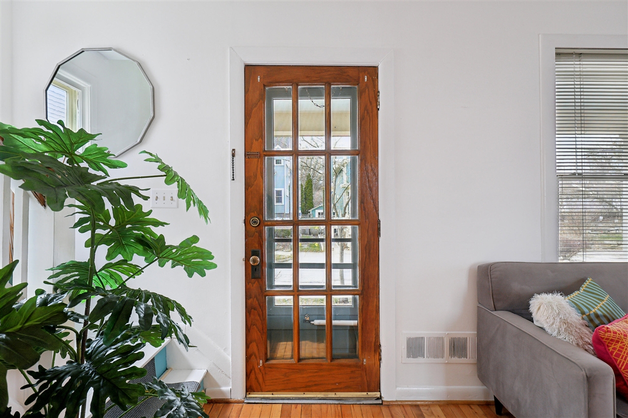 307 Mulholland Avenue, Ann Arbor, MI, 48103-4356