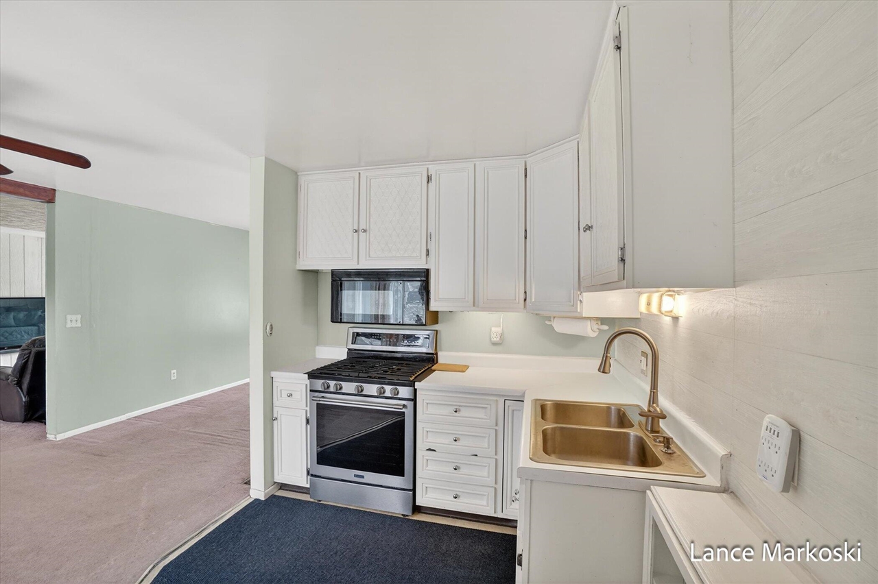 4162 Radstock Drive, Dorr, MI, 49323-9369