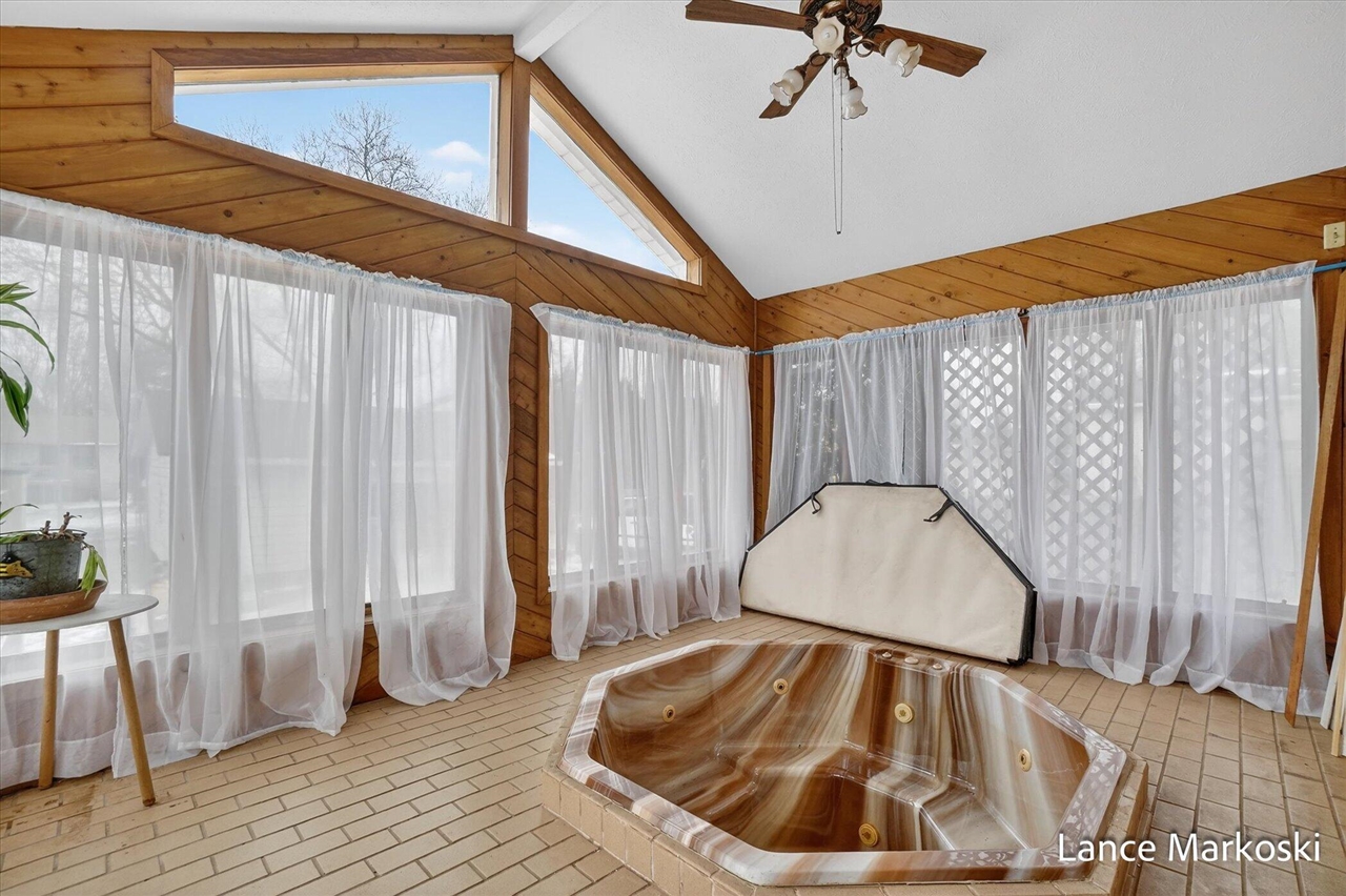 4162 Radstock Drive, Dorr, MI, 49323-9369