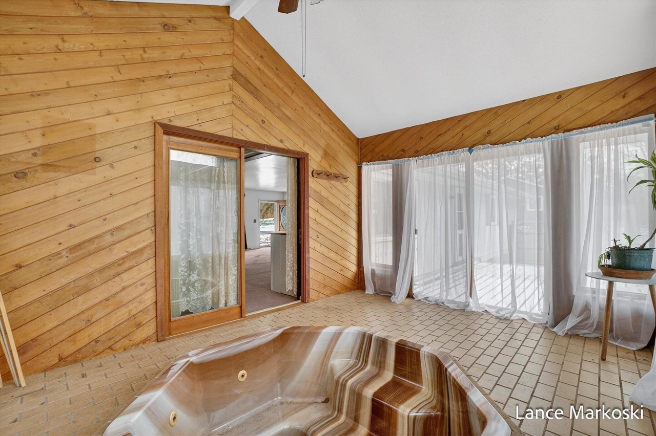 4162 Radstock Drive, Dorr, MI, 49323-9369