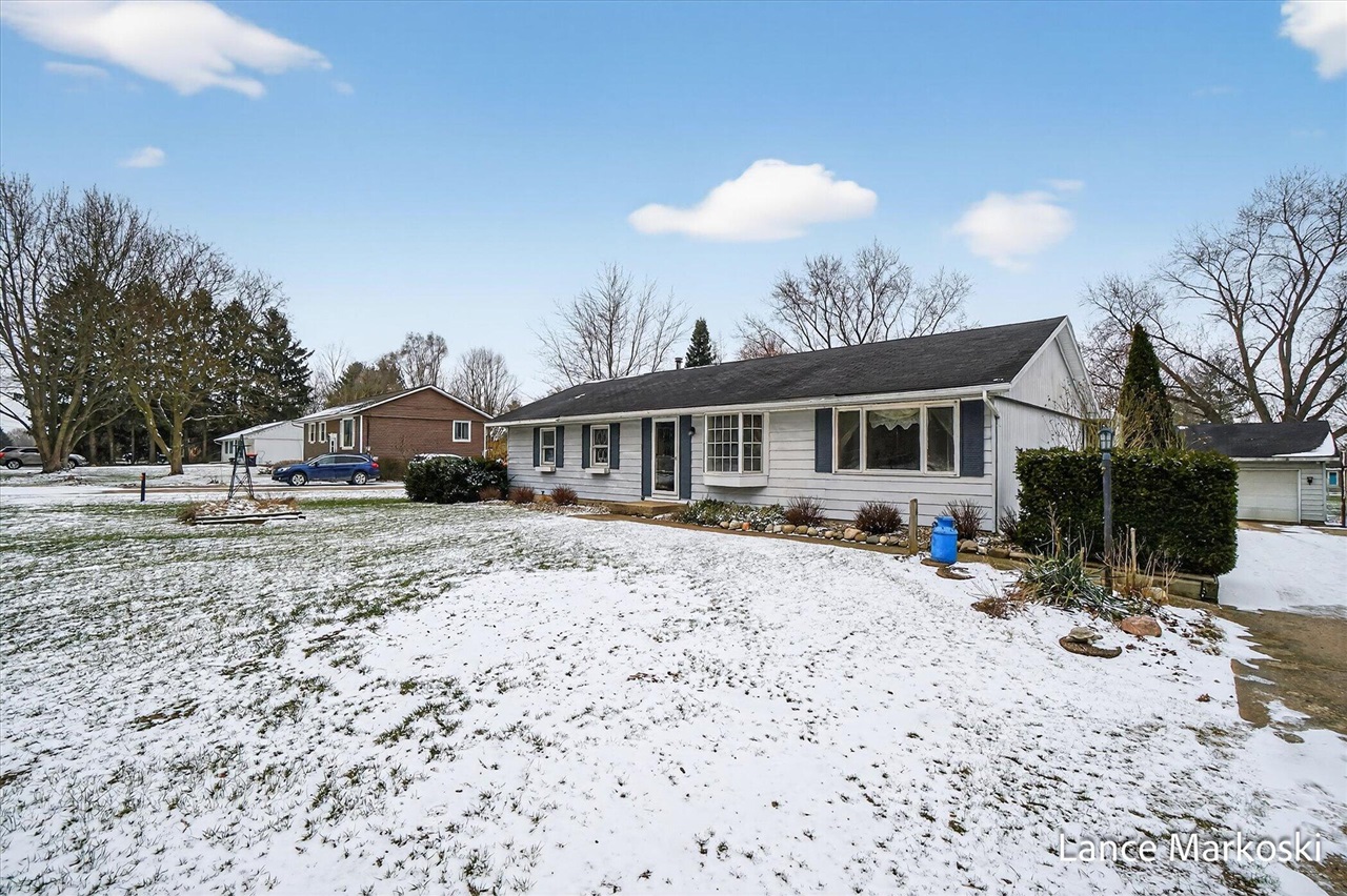 4162 Radstock Drive, Dorr, MI, 49323-9369