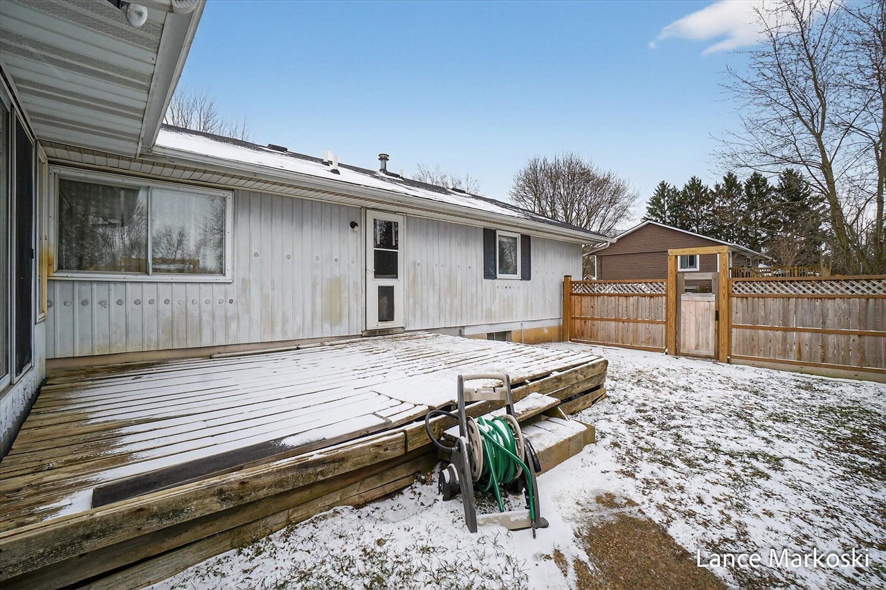 4162 Radstock Drive, Dorr, MI, 49323-9369