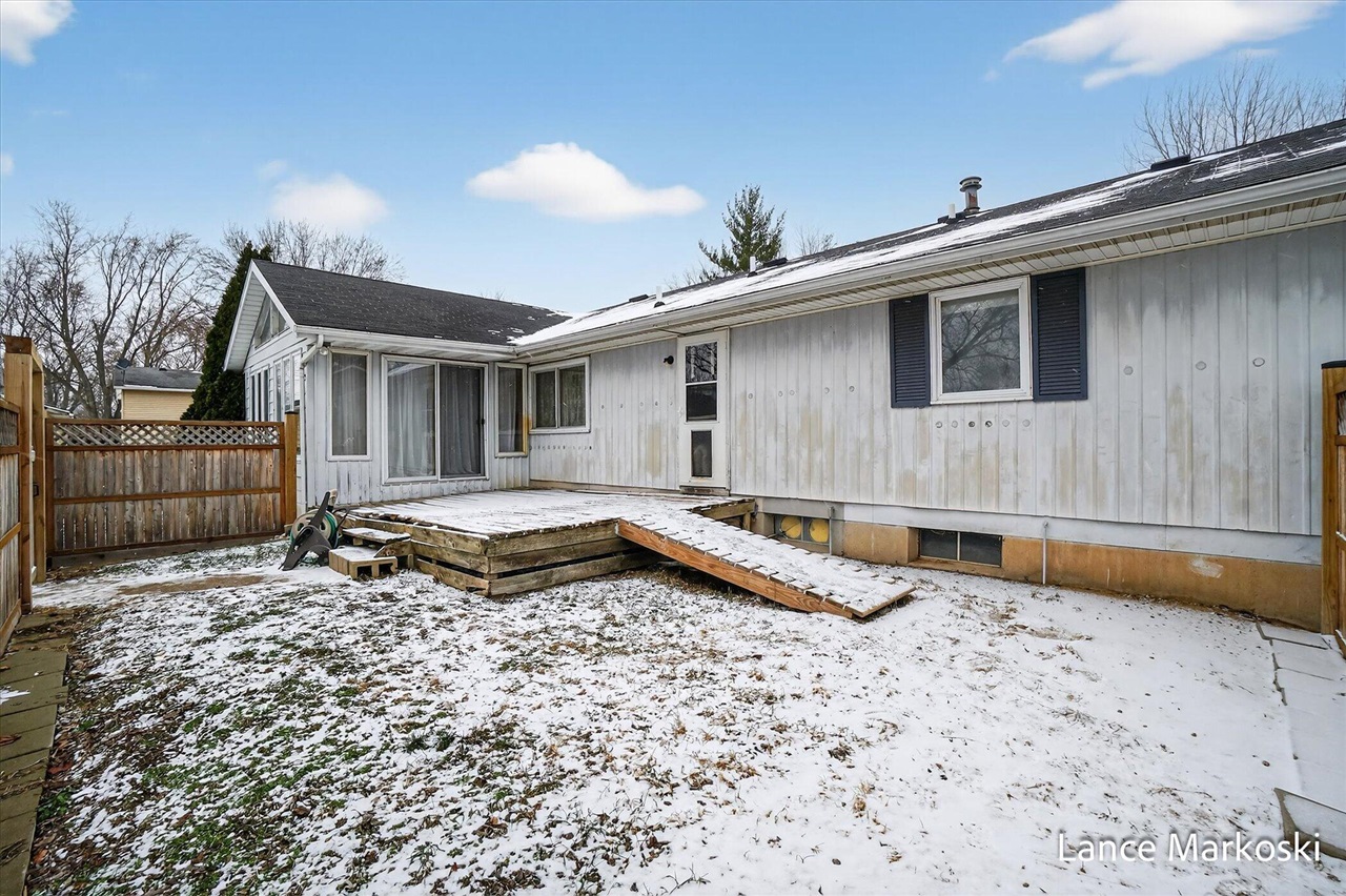 4162 Radstock Drive, Dorr, MI, 49323-9369