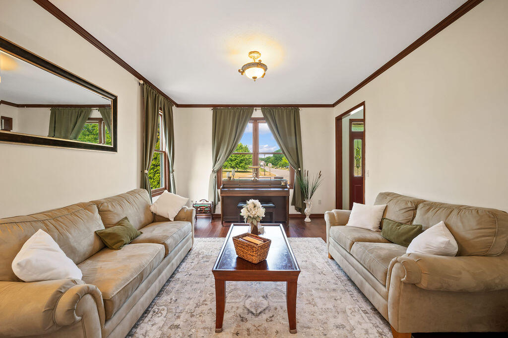 6175 Lara Lane, Stevensville, MI, 49127-8701