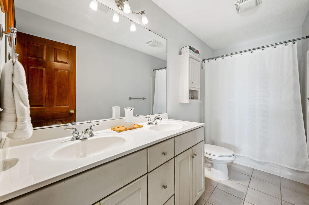 6175 Lara Lane, Stevensville, MI, 49127-8701