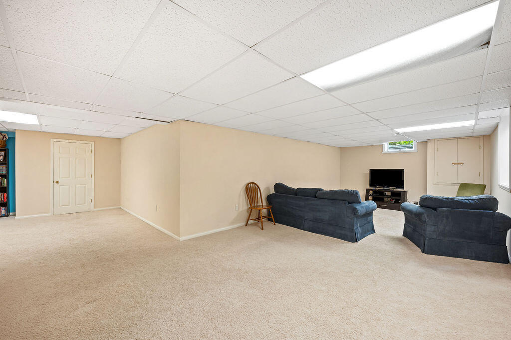 6175 Lara Lane, Stevensville, MI, 49127-8701