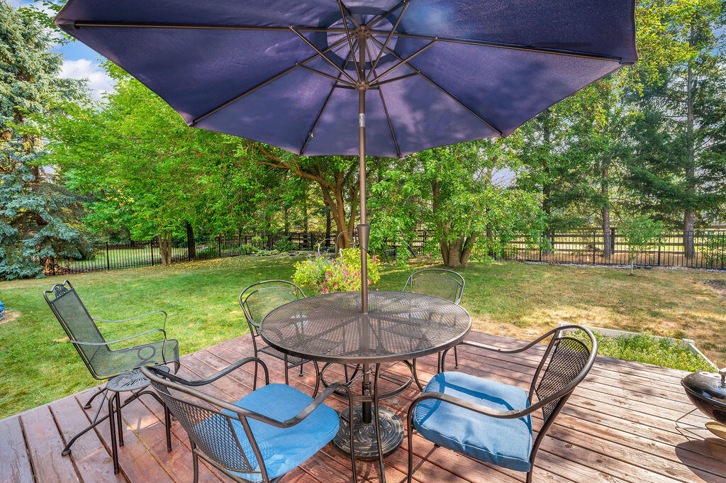 6175 Lara Lane, Stevensville, MI, 49127-8701