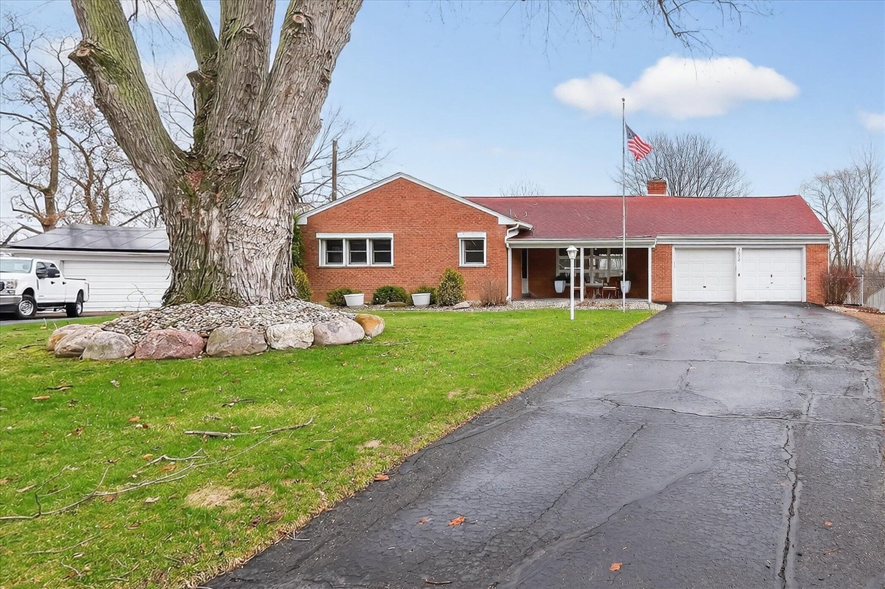 594 Sun Vale Lane, Grandville, MI, 49418-9527