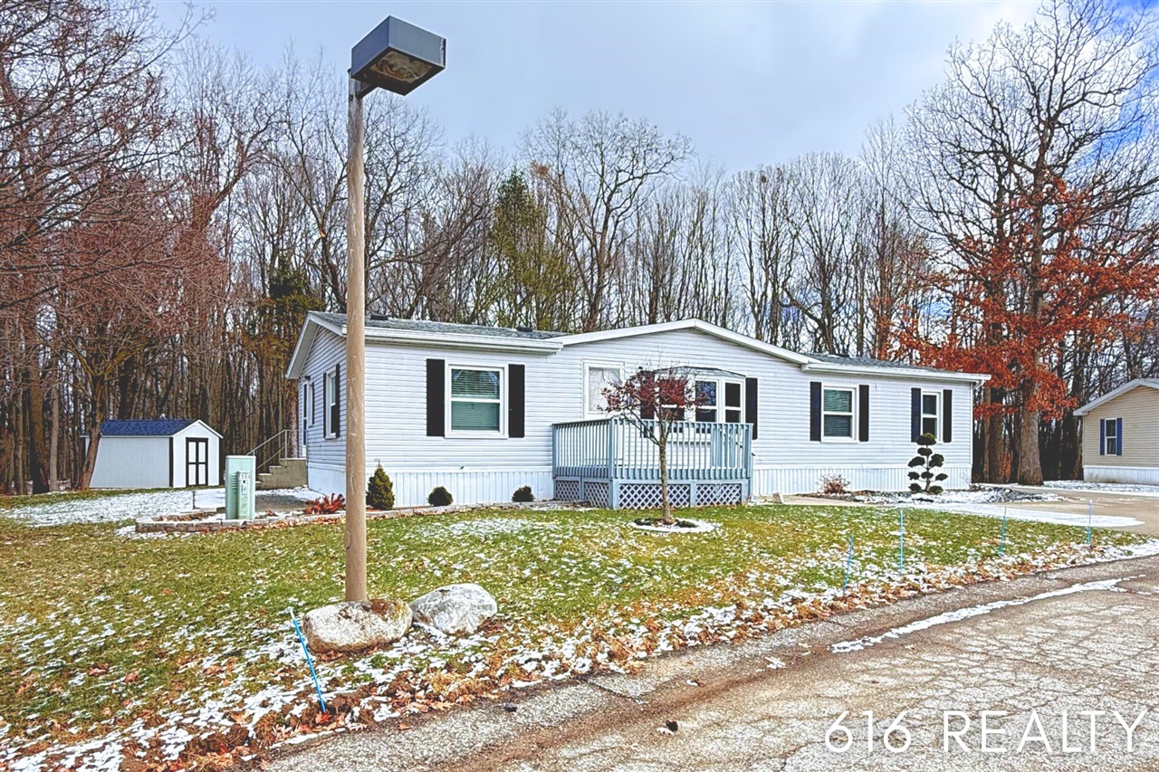 7358 Willow Wood Drive, Belmont, MI, 49306-9419