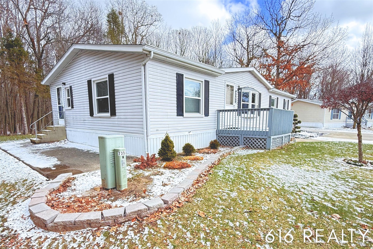 7358 Willow Wood Drive, Belmont, MI, 49306-9419