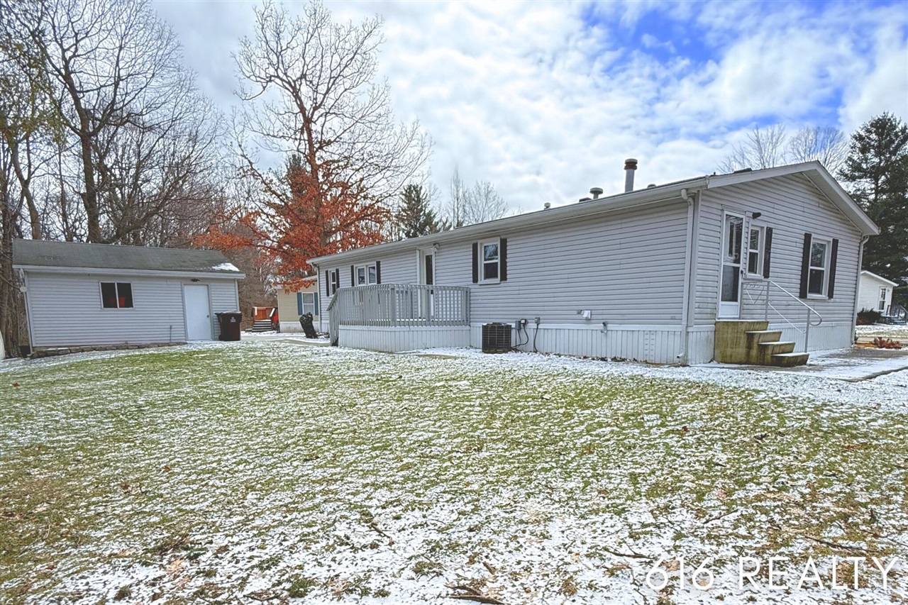 7358 Willow Wood Drive, Belmont, MI, 49306-9419