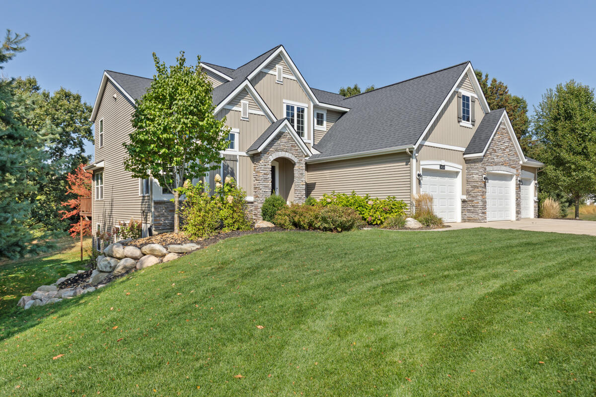 1 Timber Trail, Fenton, MI, 48430