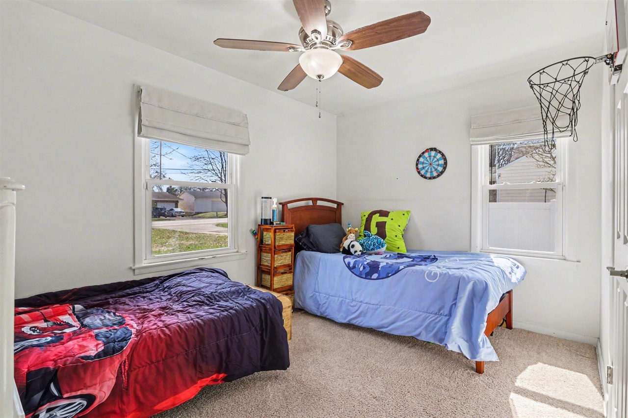 742 Riverside Drive, Battle Creek, MI, 49015-4668