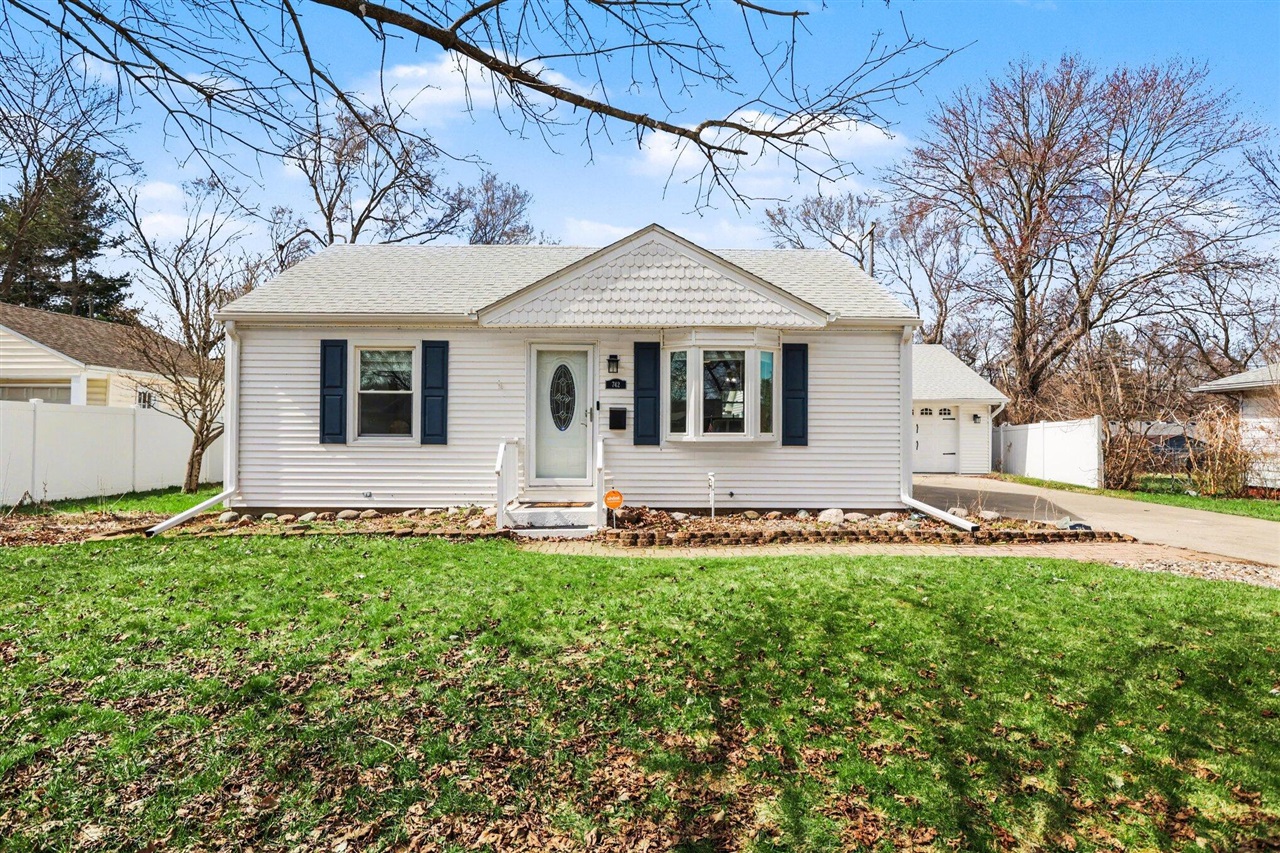 742 Riverside Drive, Battle Creek, MI, 49015-4668