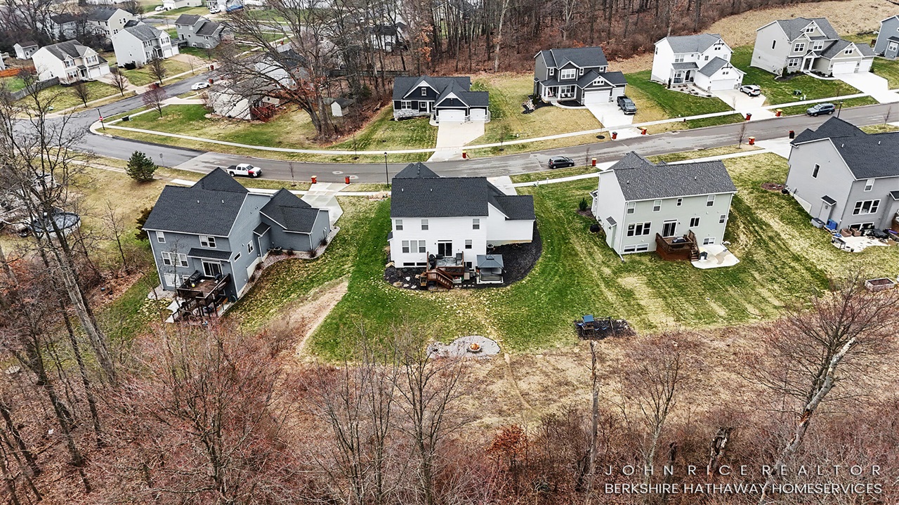 1584 Wales Road, Lowell, MI, 49331