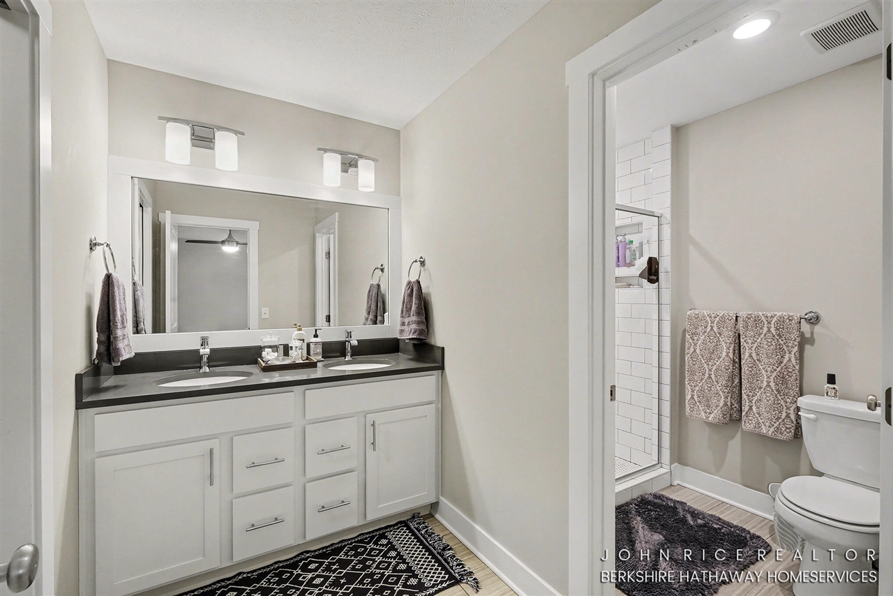 1584 Wales Road, Lowell, MI, 49331