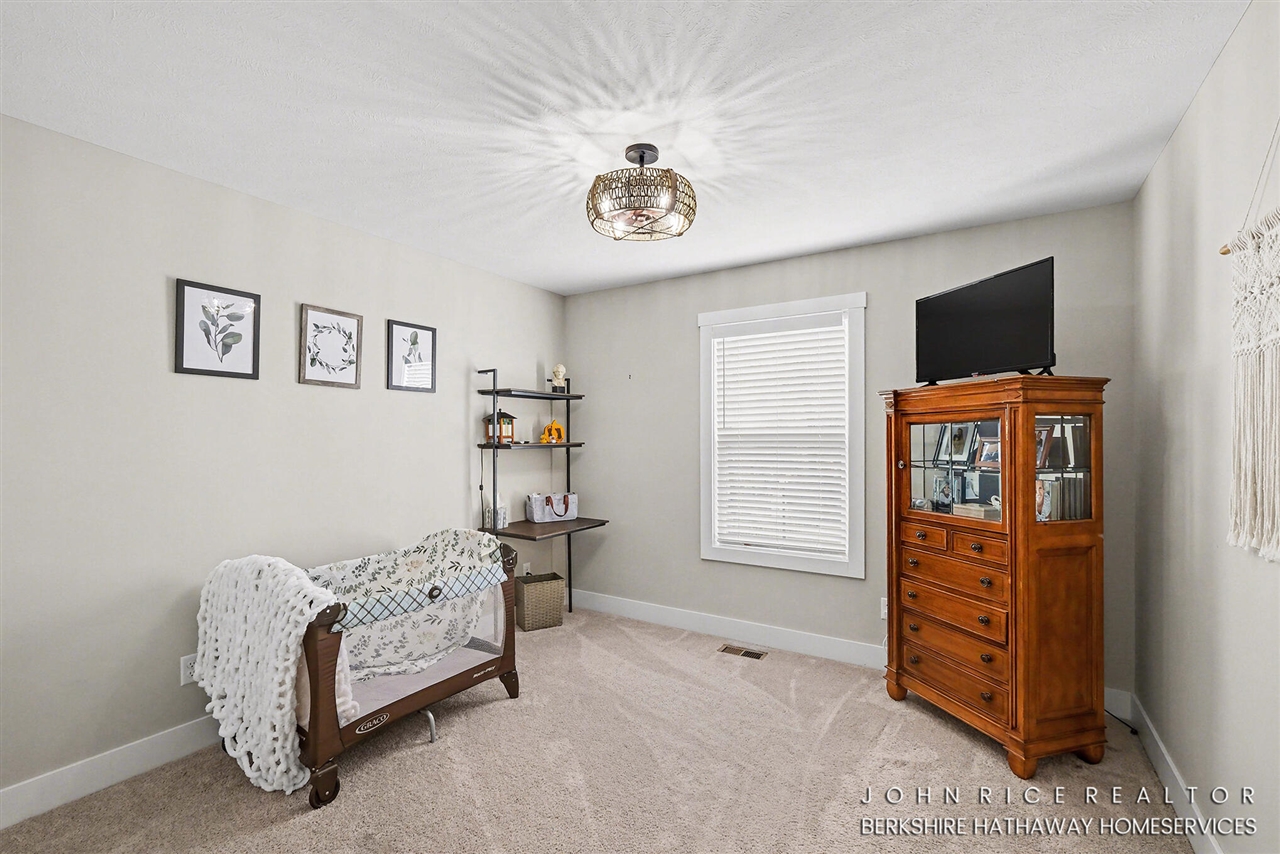 1584 Wales Road, Lowell, MI, 49331