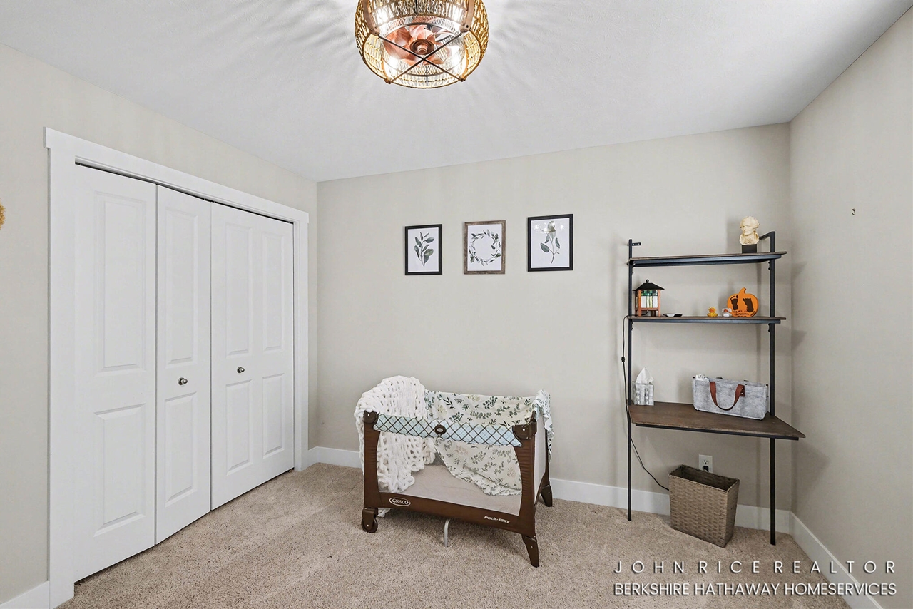 1584 Wales Road, Lowell, MI, 49331