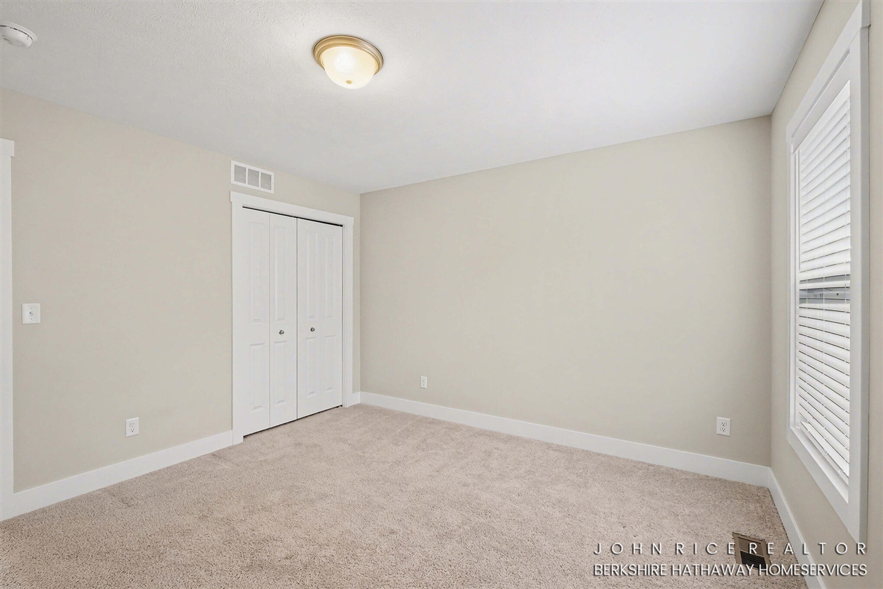 1584 Wales Road, Lowell, MI, 49331