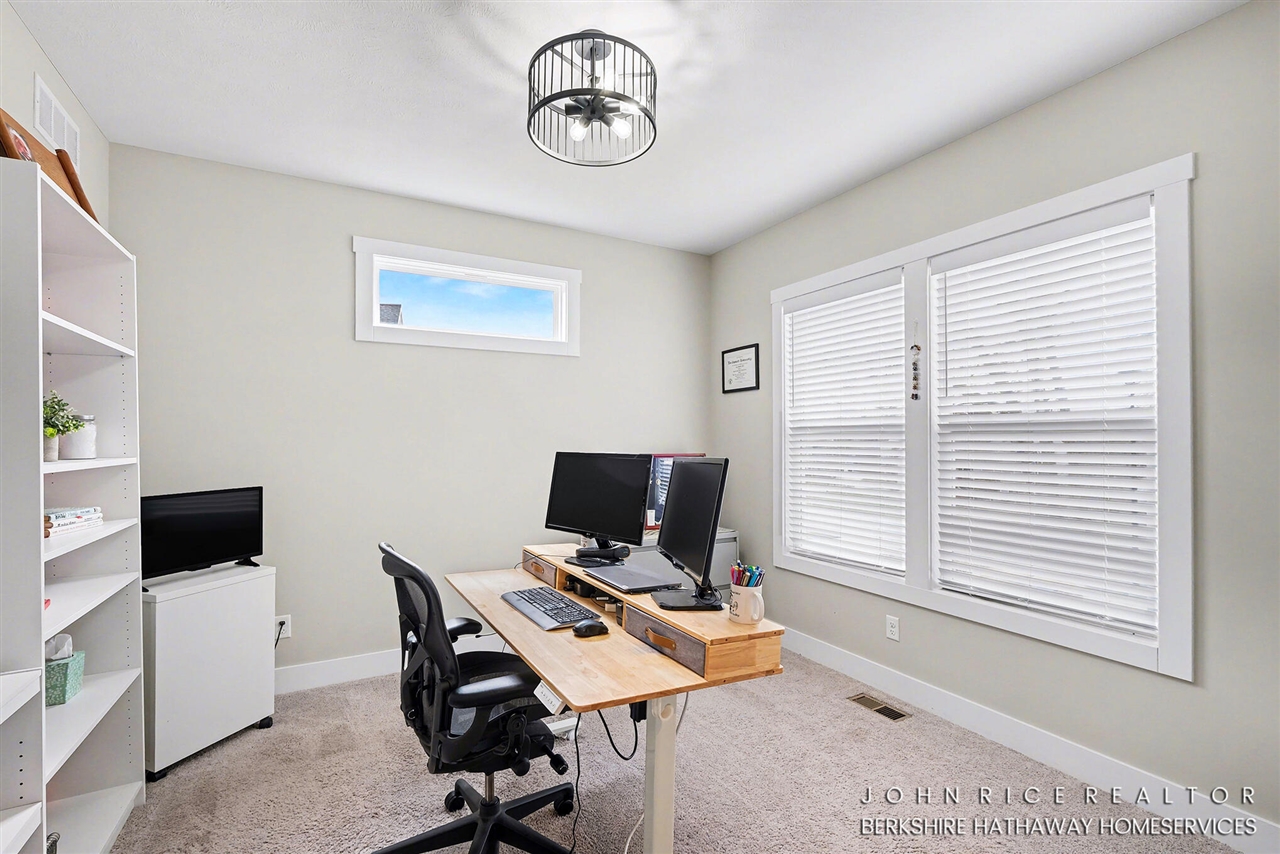 1584 Wales Road, Lowell, MI, 49331