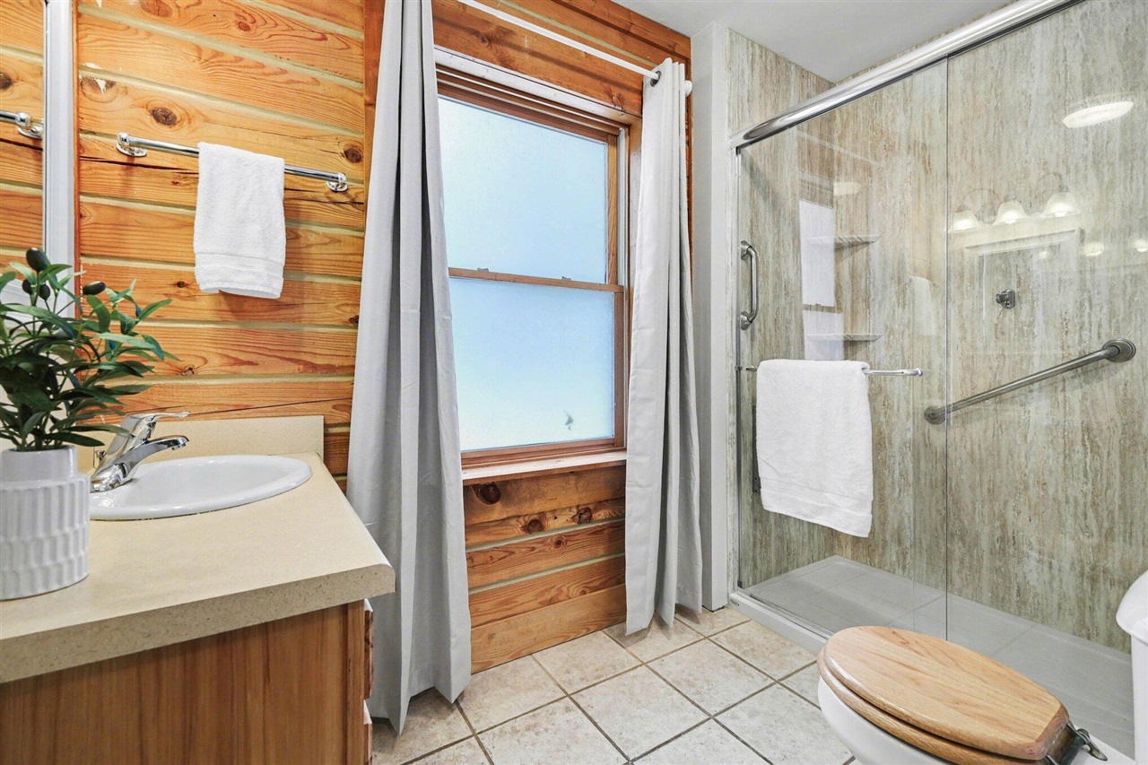 19468 Timberland Drive, Howard City, MI, 49329-8731