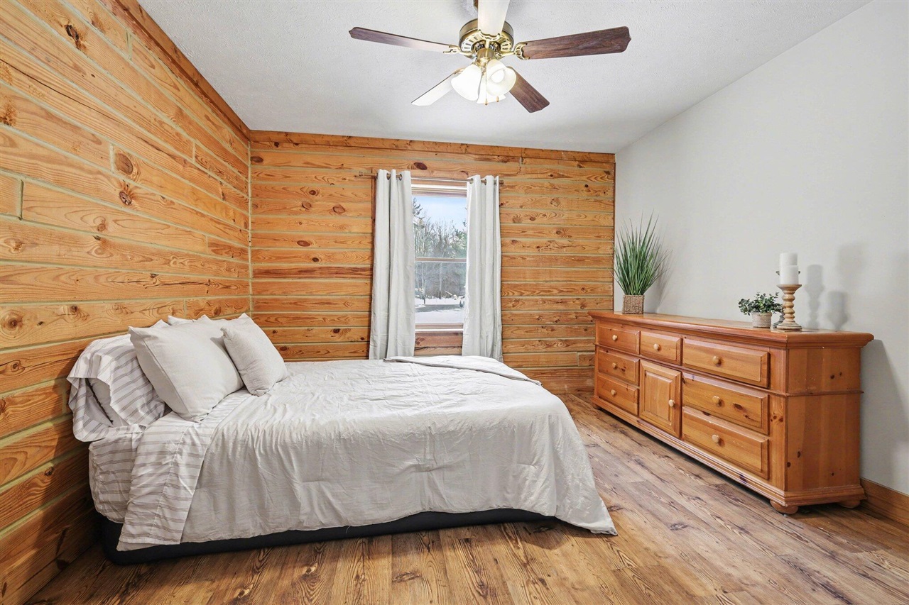 19468 Timberland Drive, Howard City, MI, 49329-8731