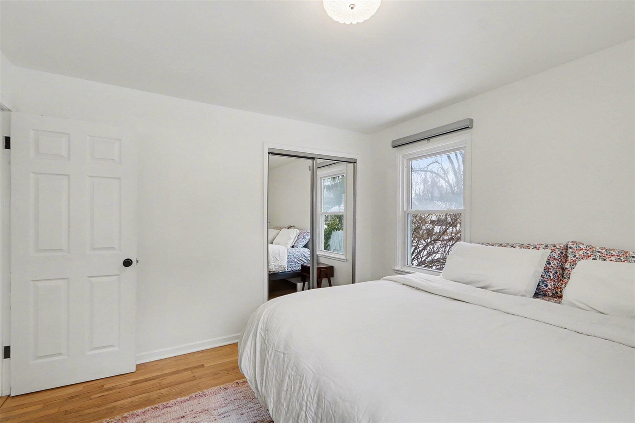 1527 Kingston Avenue, Kalamazoo, MI, 49001-5103