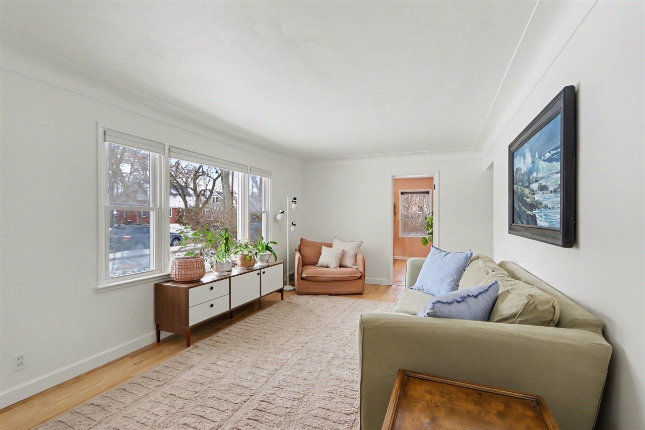 1527 Kingston Avenue, Kalamazoo, MI, 49001-5103