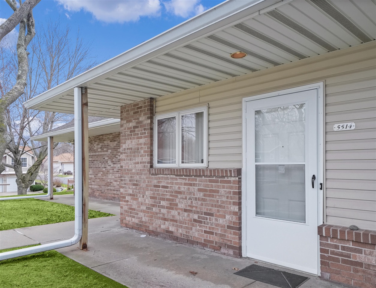 Homes for sale in Stevensville, MI | 5514 Ivy Dr, Stevensville, MI 49127 | MLS# 70520263