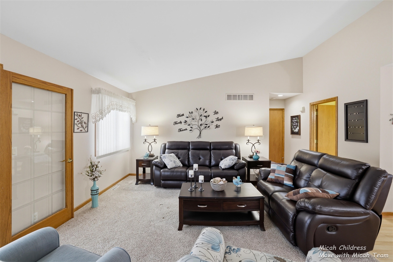 10299 Castletown, Zeeland, MI, 49464-8937