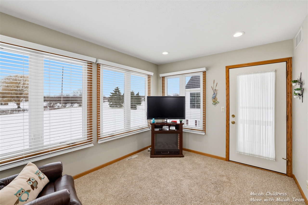 10299 Castletown, Zeeland, MI, 49464-8937